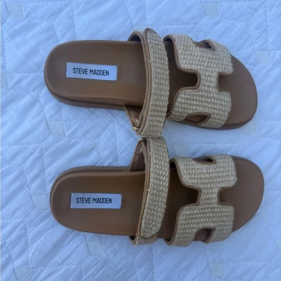 Steve Madden Tan Woven Slide Sandals - Picture 3 of 4